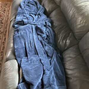 Men’s David Archie navy blue robe extra large